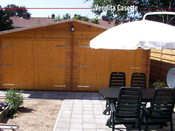 finestra garage in legno