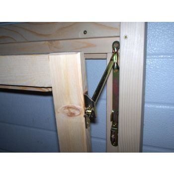 anti ribalto casetta in legno