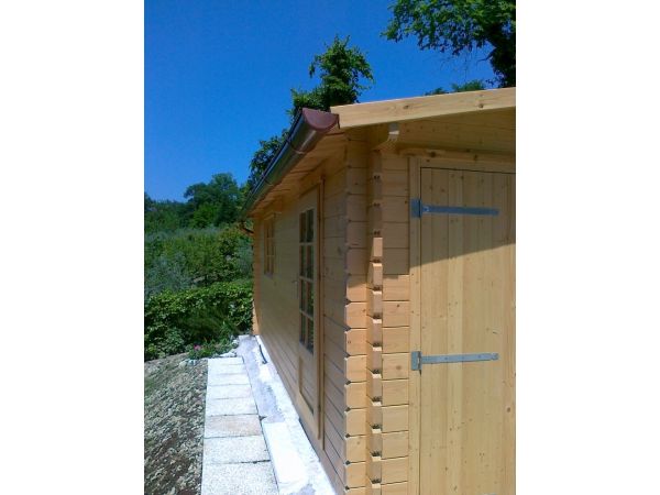 garage di legno