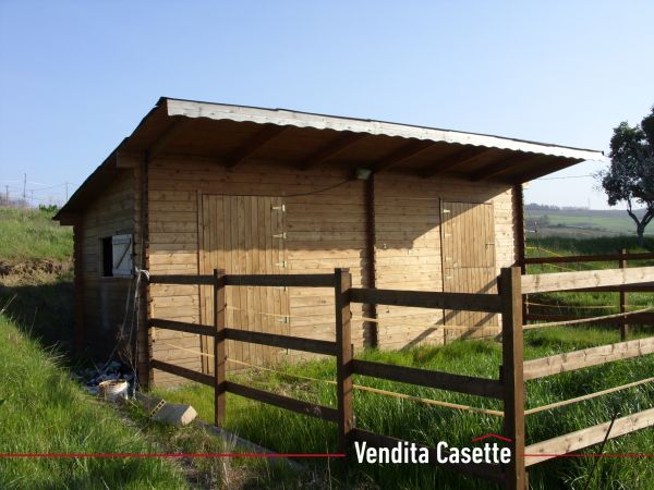 box in legno per cavalli